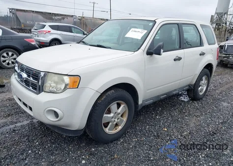 2011 Ford Escape Xls из США, поврежденный, VIN 1FMCU0C76BKB82459